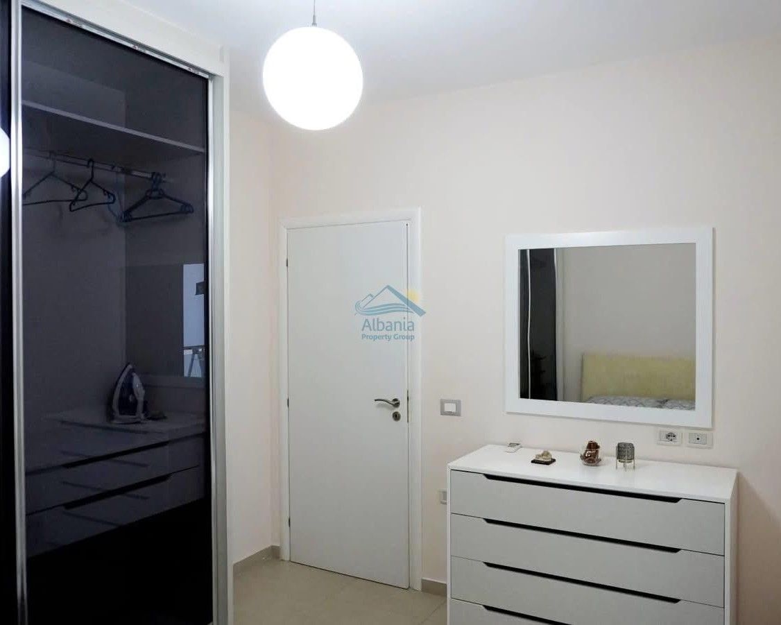 5 Rruga Murat Tërbaci, 9401